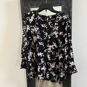 Karl Lagerfeld Paris Trumpet Sleeve Blouse 1X